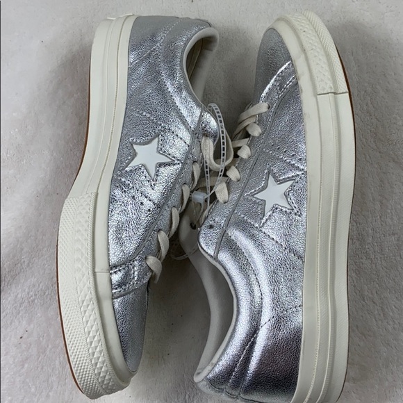 [ CONVERSE ] Silver Leather Shoes Women's Size 8 - Picture 4 of 7